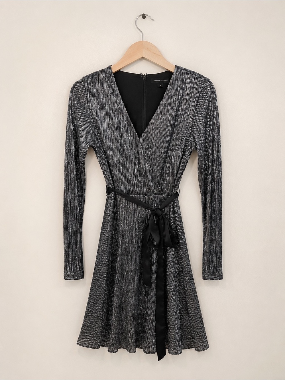 Banana Republic Metallic Gray Wrap-Style Long Sleeve Dress